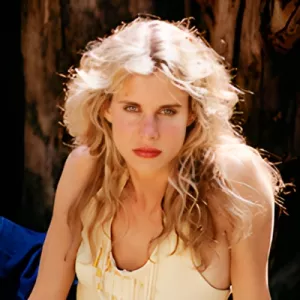 Lori Singer